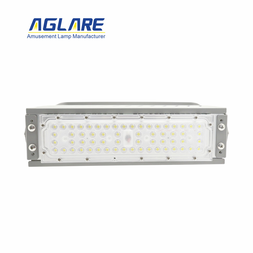 ���ʹ���ledģ��Ͷ���